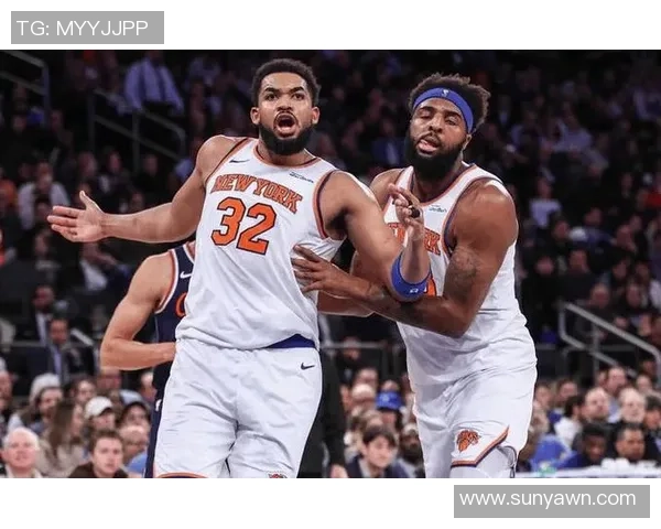 2020年12月12日尼克斯与活塞激战回顾精彩瞬间与赛后分析