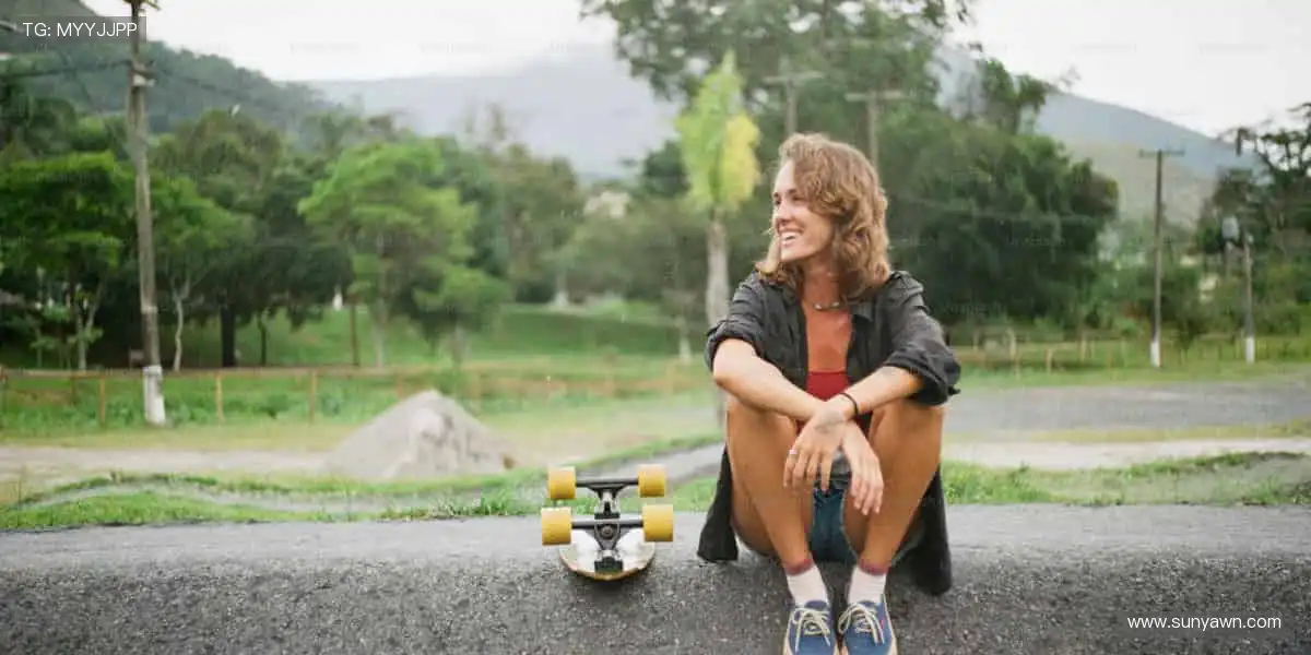 📱弹幕狂欢，实时互动！你的声音，让直播更有温度！